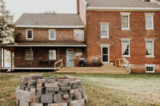 Family Retreat at Lansdowne Manor