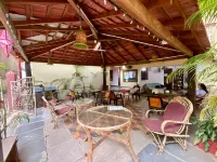 Thomas Ashwem x One Light Stays