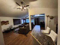 Cozy little retreat far from the city