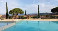 Superb  Air-Conditioned Apartment with Sea View and Swimming Pool in Sainte-Maxime