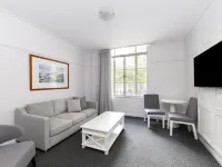 Adina Apartment Hotel Brisbane Anzac Square Hotels near Anzac Square