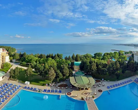 Sol Nessebar Palace Resort & Aquapark - All Inclusive Hotels in Nesebar