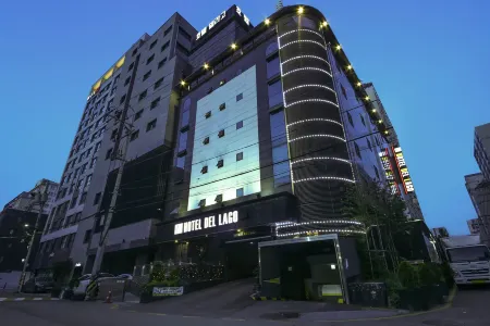 Suwon City Hall Hotel del Lago