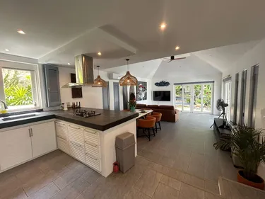 รูปภาพของ2 ห้องนอน พูลวิลล่า โอเอซิส การ์เด้น วี198