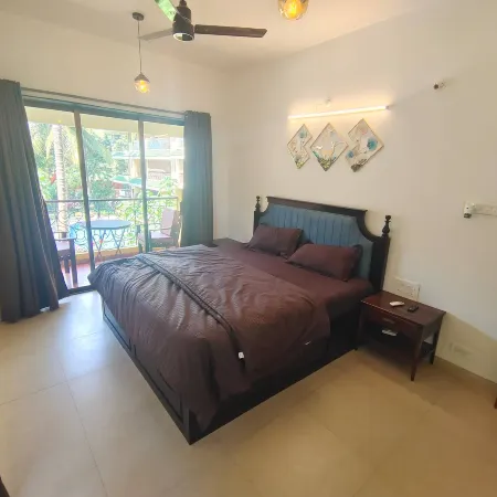 Elegant Retreat in Arpora's Jade Garden