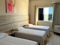 Santa Mônica Palace Hotel Hotéis em Corumbá