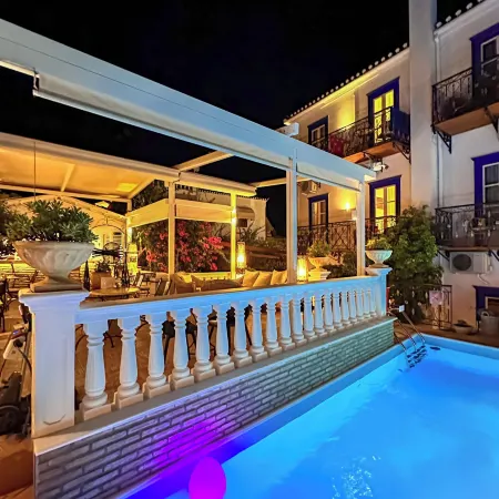 Armata Boutique Hotel