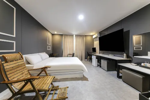 Iksan Hotel Intro