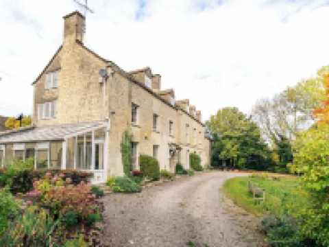 Stunning 8-Bedroom Home in Painswick Hotels in Painswick