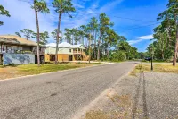 Dauphin Island Retreat 2 Blocks to Beach! - Apartments