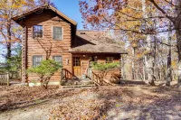 On-site Trails, Pond! Rustic Harpers Ferry Cabin - 3-Star