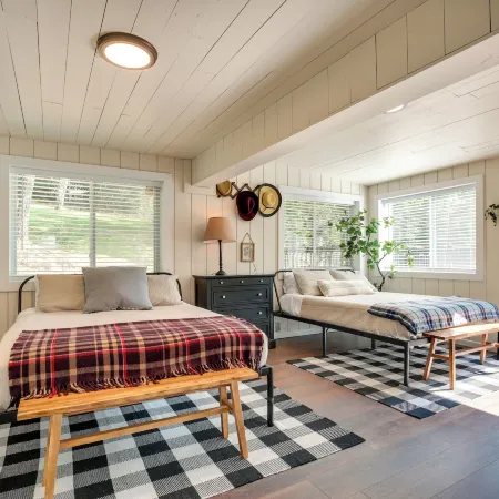Eagle River Retreat on DAM Lake w/ Boat Dock!
