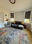 Charming suite with patio, heating, WiFi, free parking in welcoming New Rochelle