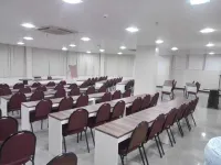 博阿維斯塔生態酒店 - 停車場