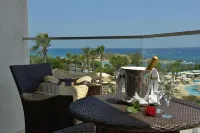 Adams Beach Hotel & Spa - Romantic