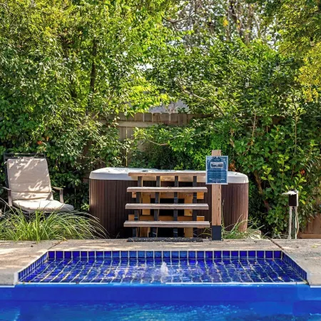Chic Escape Pool Hot Tub Gym Playroom