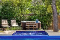 Chic Escape Pool Hot Tub Gym Playroom - مسبح خاص
