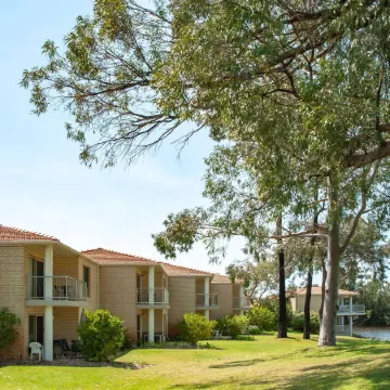 Novotel Swan Valley Vines Resort