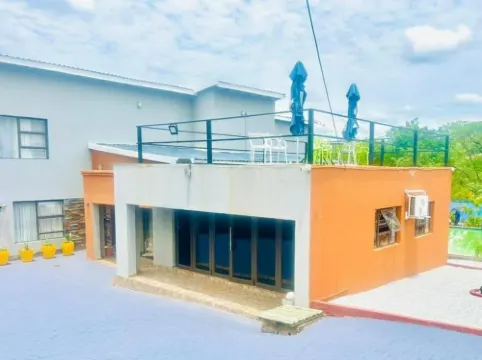 Woodpeckers Guest House