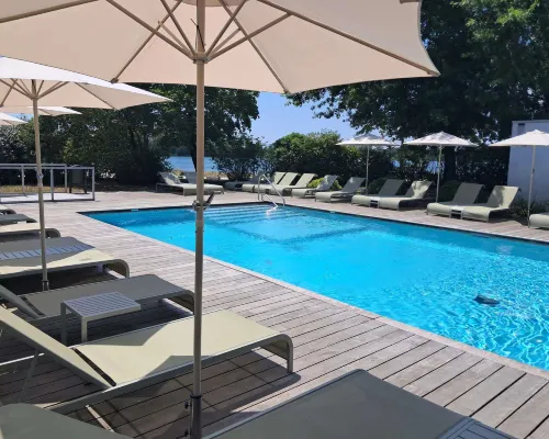 Novotel Bordeaux Lac Hotels near Bordeaux-Lac