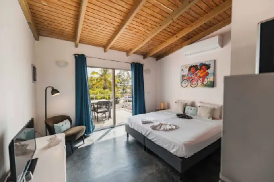 พิงค์ ลากูน บาย บูทีค โบแนร์ ยูนีค รีสอร์ต โรงแรมใน