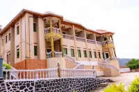 Kivu Go-Lax Resort