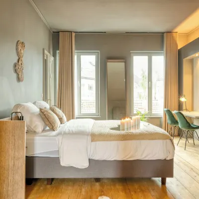 ROMY Ghent - Brabantdam Hotels near Muinkpark