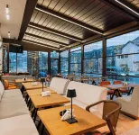 Suru Hotel & Restaurant