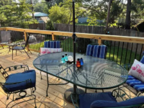 Bloomington Indiana Rental- 3BR/2BA Apartment in upper level of duplex