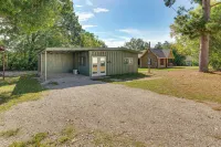Peaceful East Texas Retreat! Mineola Bungalow