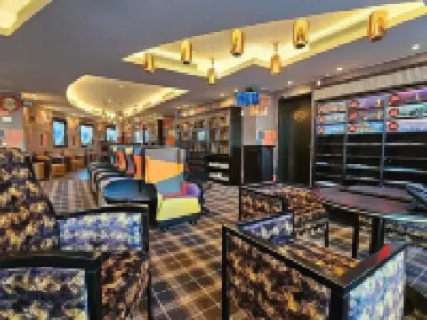 Hotel Jaguar Oporto - Airport to Hotel and City is a Free Shuttle Service Hotéis em Bonfim