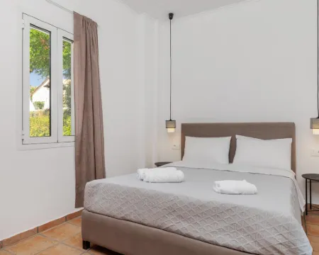 Aliki's Summerhouse 2 Hotels in Argassi