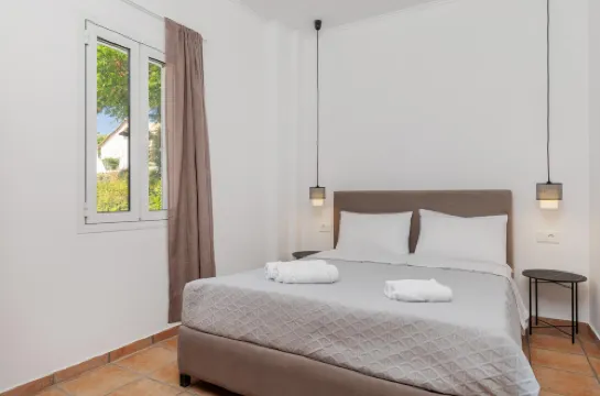 Aliki's Summerhouse 2