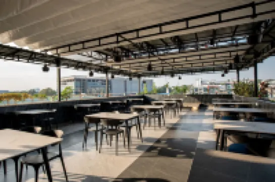 Green Star Hotel Yangon