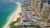 Rovers Beach Hostel JBR