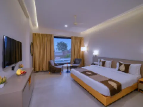 วิงสตัน อะ ทรีเฮาส์ โรงแรมบาร์ซานา โรงแรมในมธุระ