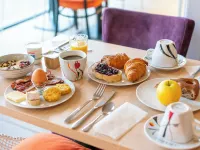 B&B HOME Caen Centre Gare - sarapan