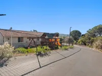 Spacious Single Level Home In Poway Hotels in Poway