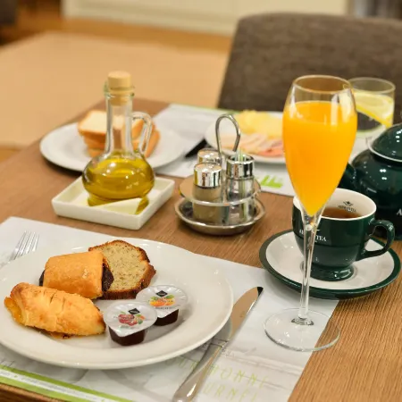 Belgrade Inn Garni Hotel
