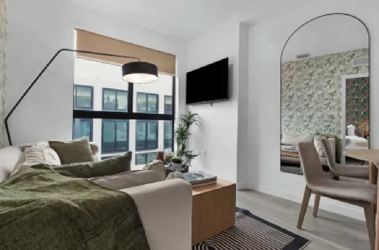 Heart of Wynwood - Rooftop Pool -Balcony Hotels near Design District