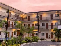 Bayview Garden Resort Hotels in Dauis