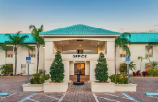 Lakeshore Resort and Marina