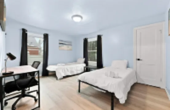 Peaceful Portage Lakes Retreat • Spacious 3Br on Private 1‑ Lot