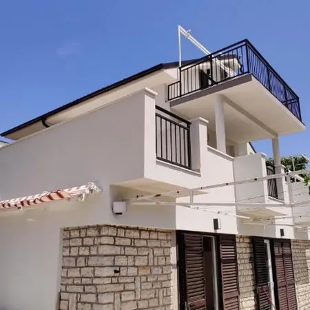 Apartments Danira