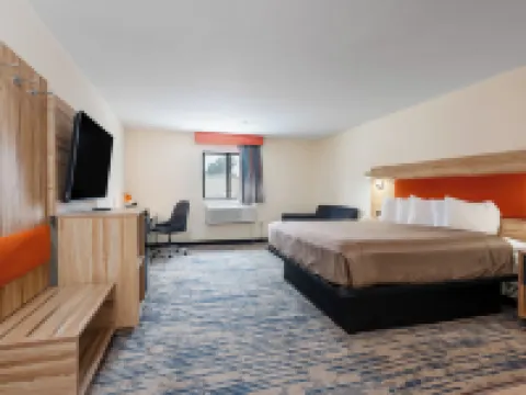 All Seasons Resort Hotels in Kalkaska