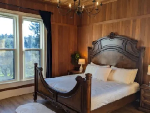 Woodside Farm Country Inn Hotels in Sooke