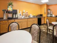Super 8 by Wyndham Chicago IL