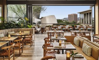 Conrad Los Angeles