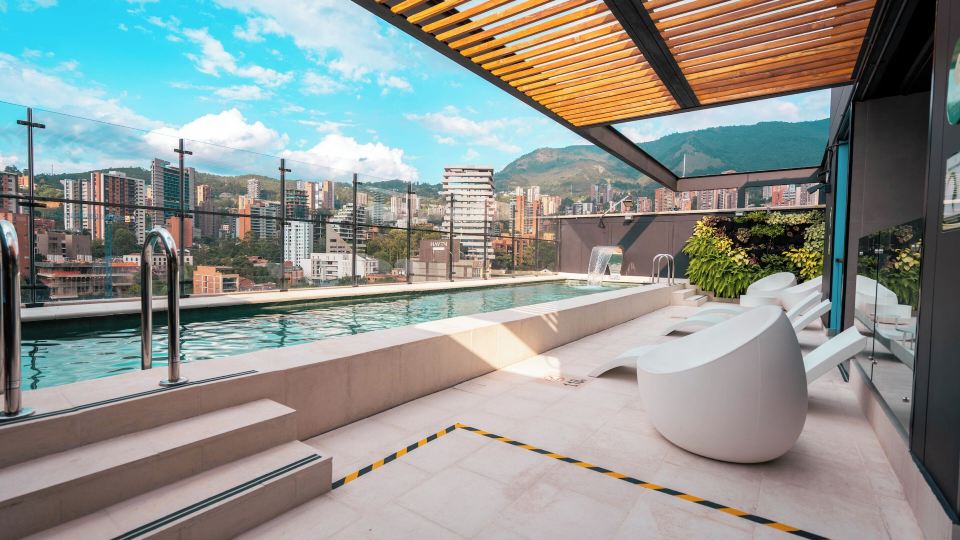 Calle Flora Hotel by Jalo