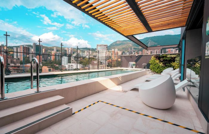 Calle Flora Hotel by Jalo